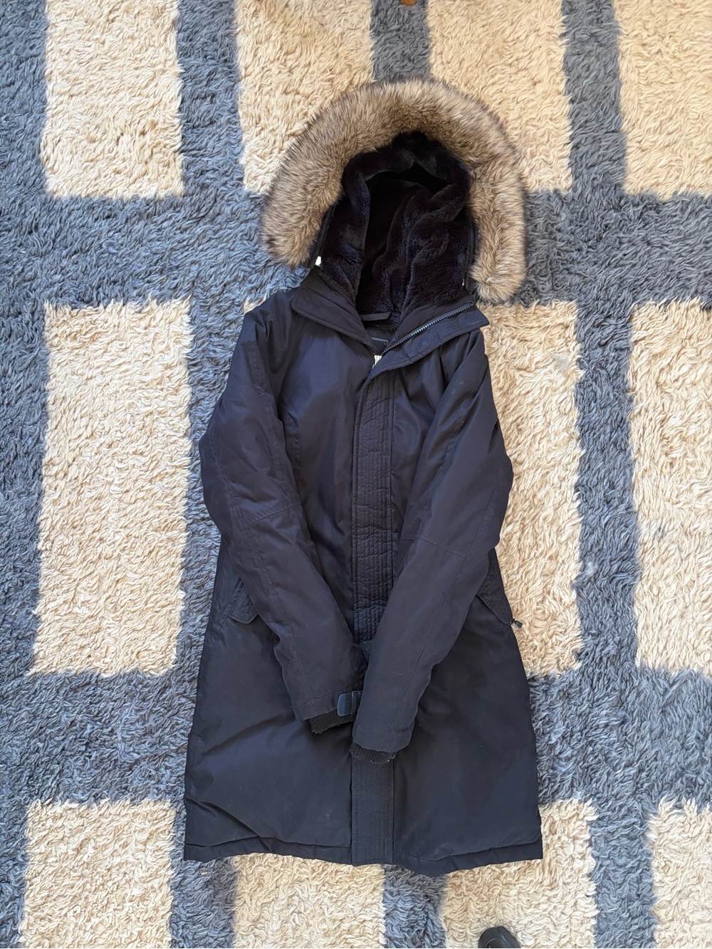 TNA Aritzia Avoriaz Black Fur-Trim Hooded Parka (Size small)